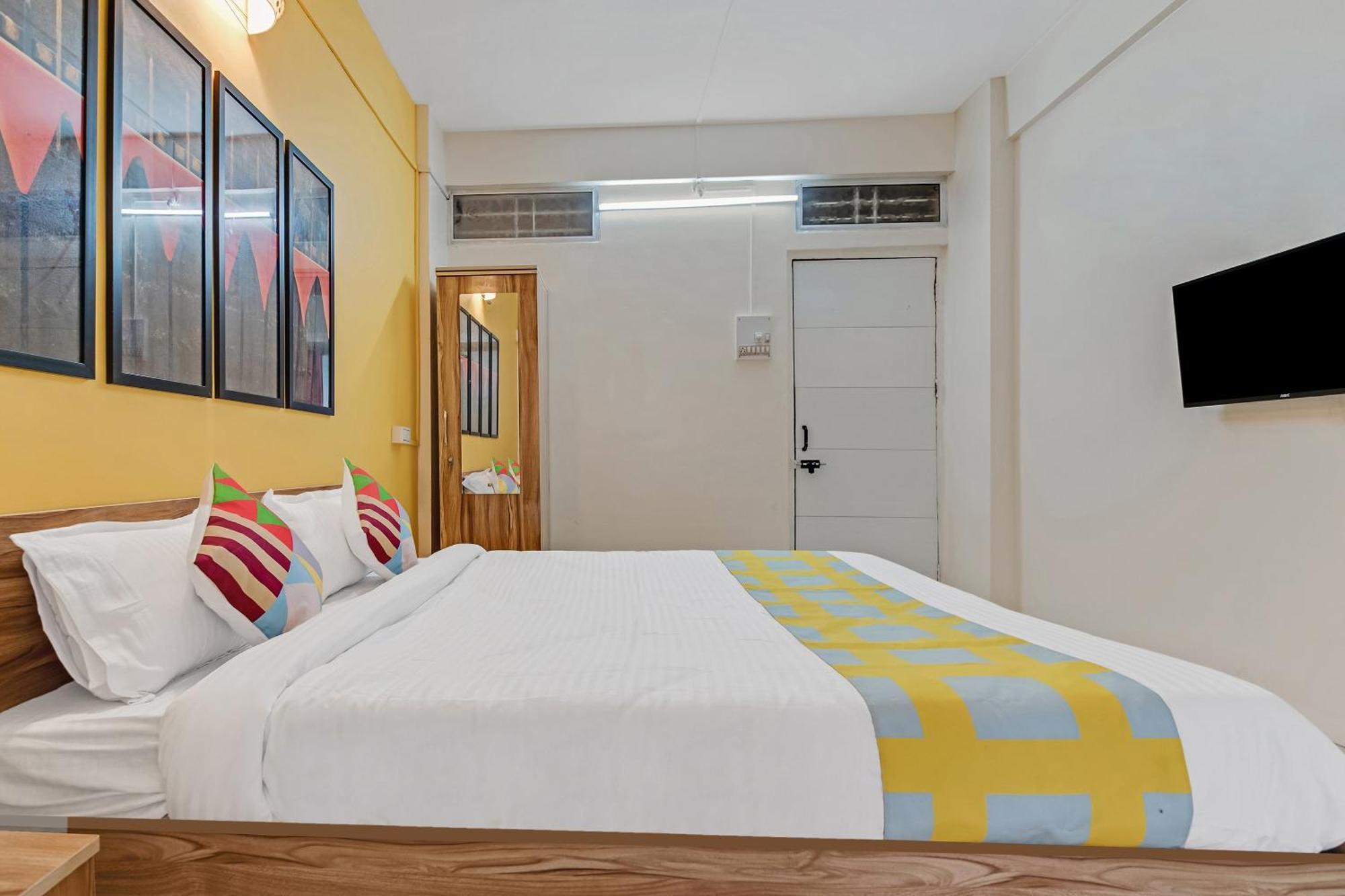 Super Hotel O Saraswati Niwas Vadgaon Budruk Πούνε Εξωτερικό φωτογραφία
