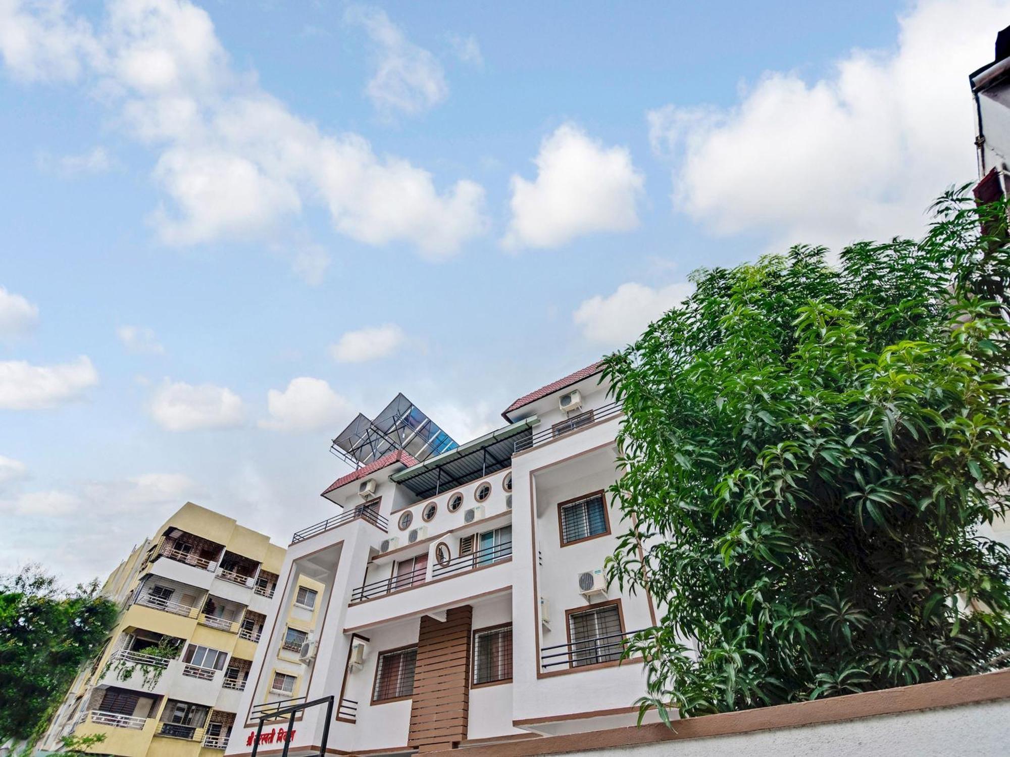 Super Hotel O Saraswati Niwas Vadgaon Budruk Πούνε Εξωτερικό φωτογραφία